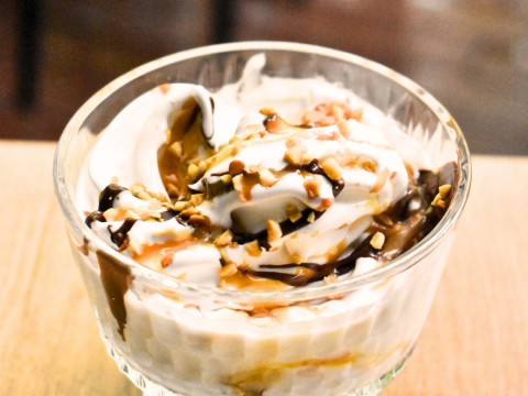 Snickers Deluxe sladoled