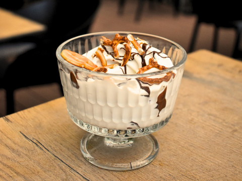 Choco Pretzel sladoled